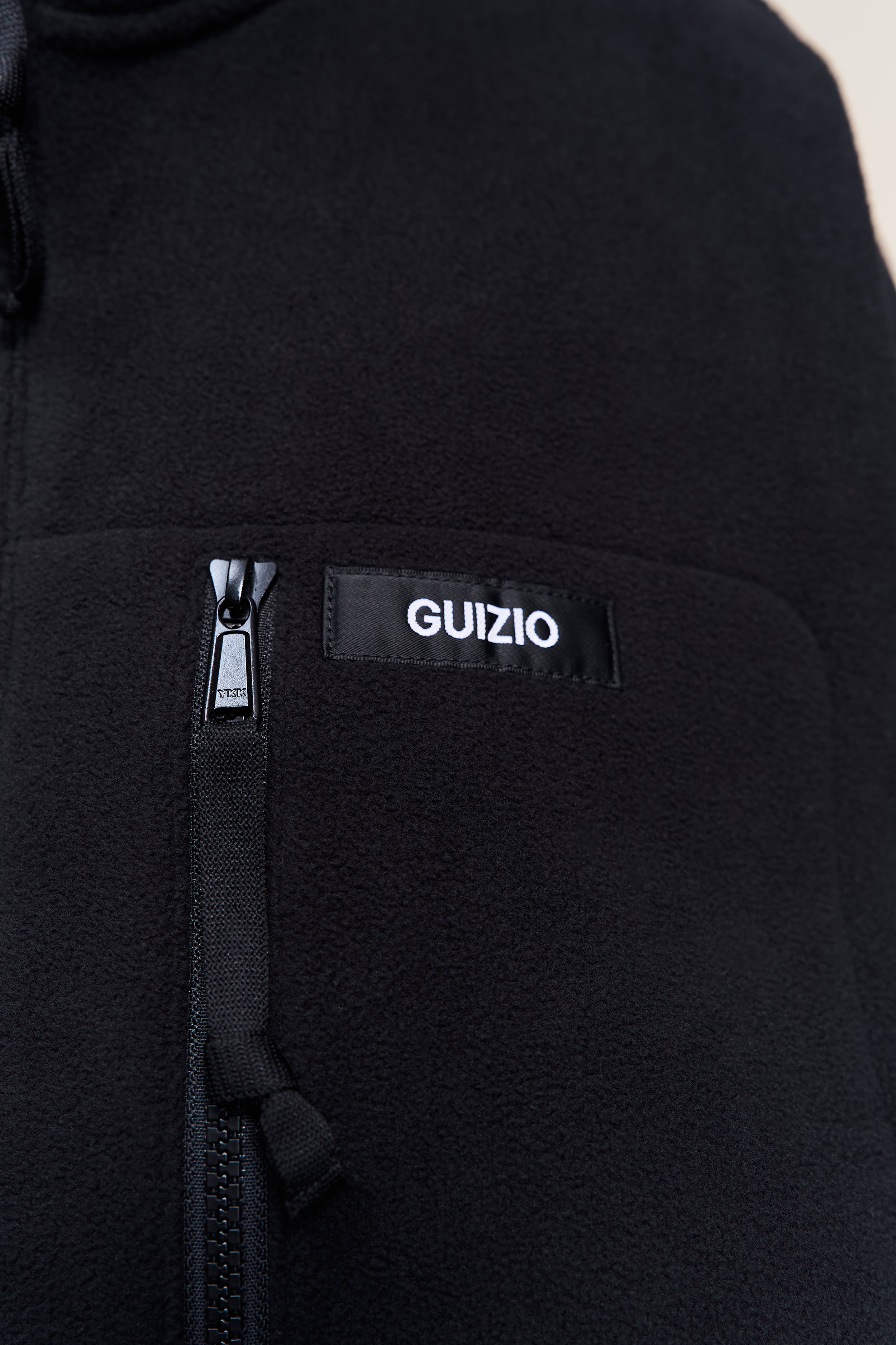 Guizio Fleece Zip Up Jacket in Black