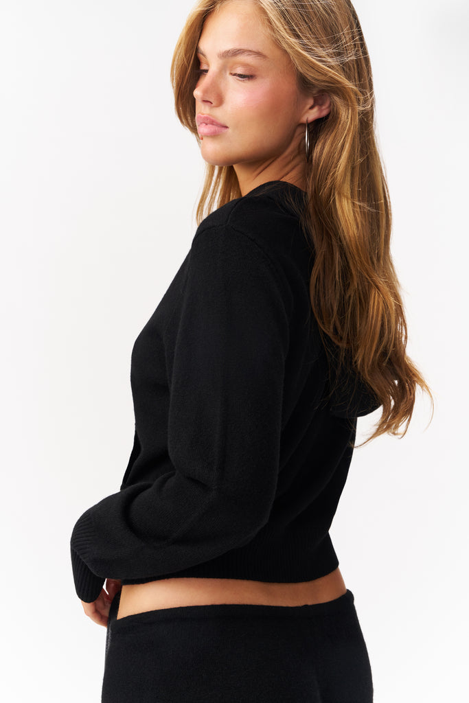 SAMANTHA CASHMERE SWEATER HOODIE IN BLACK