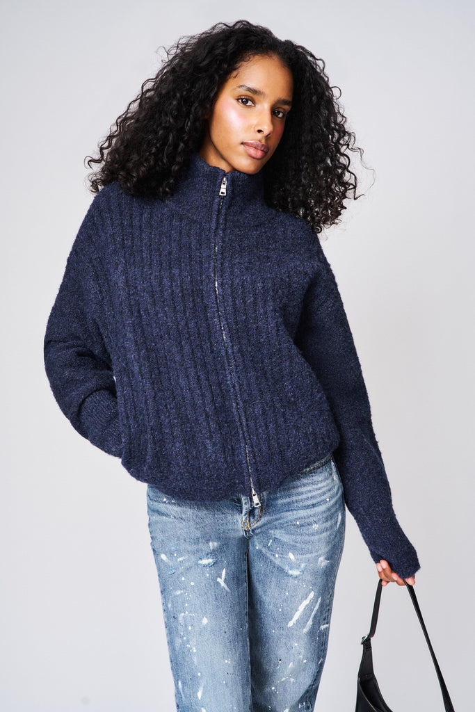 Mila Zip Up