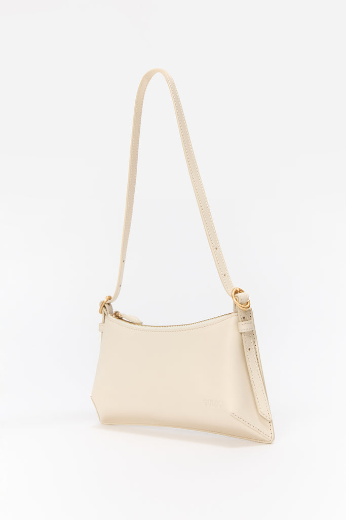 Lola Shoulder Bag in Ivory
