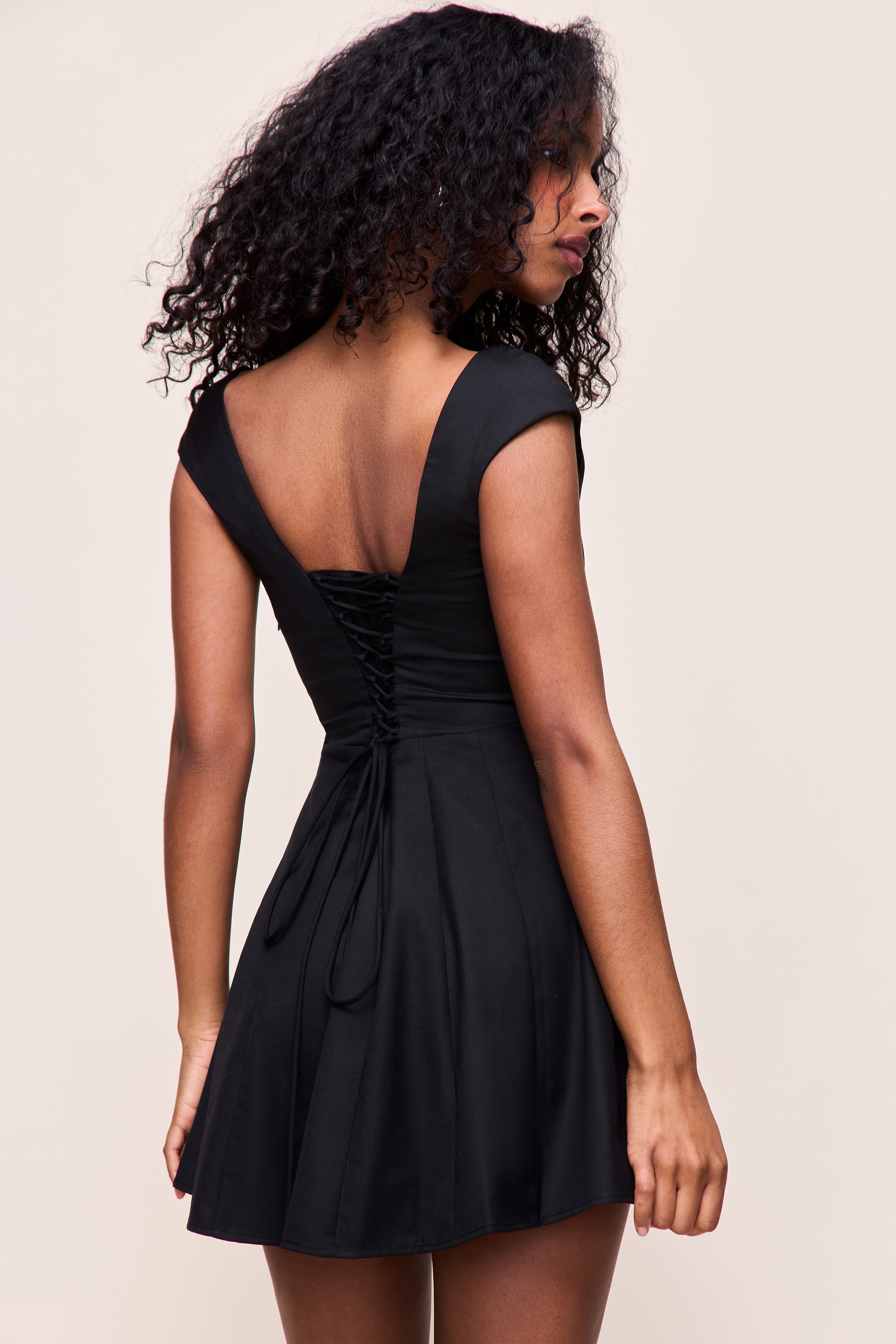 knee length dresses for ladies Guizio Leila Dress Honey Butter / Xs
