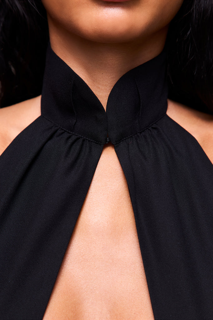 SUKI HALTER NECK GOWN in Black 