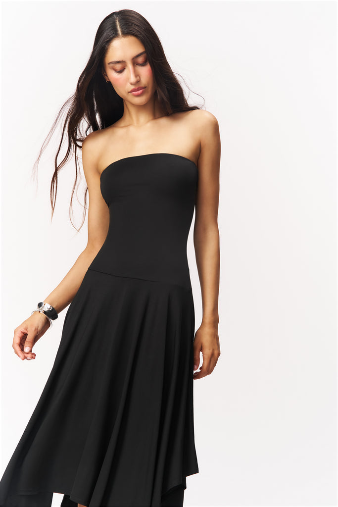 SIENNA STRAPLESS DRESS IN BLACK