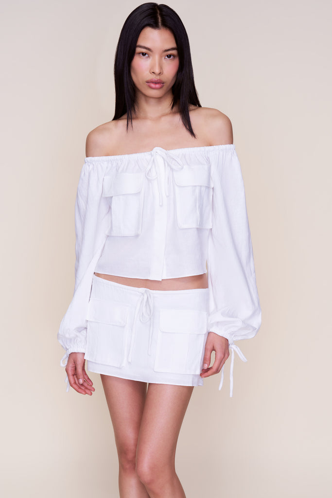 Akiko Top