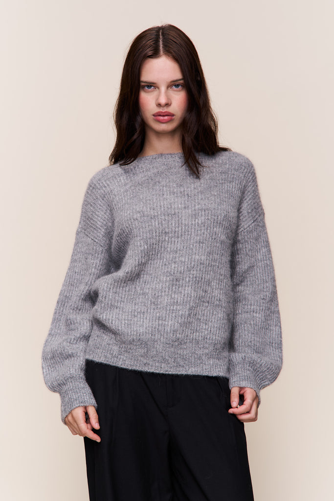BOBBIE OVERSIZED WOOL JUMPER IN HEATHER GREY