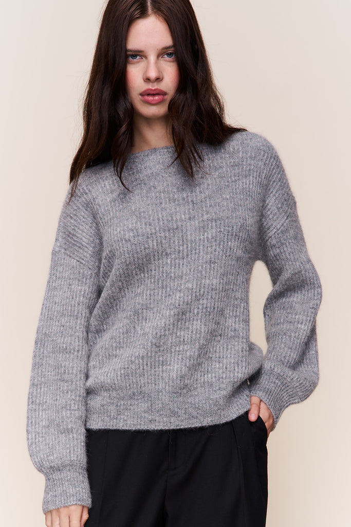 BOBBIE OVERSIZED WOOL JUMPER IN HEATHER GREY