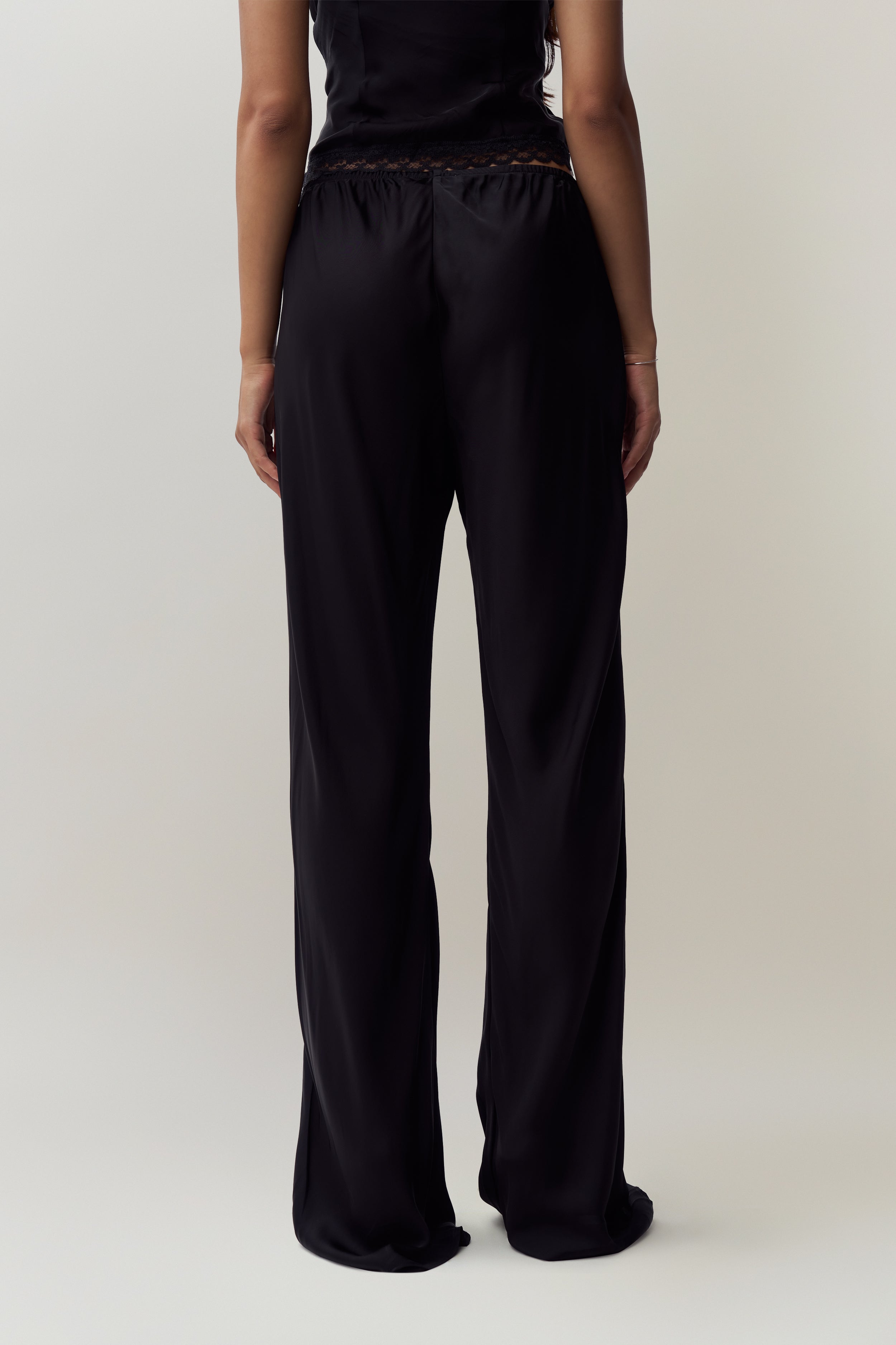 Ivy Pant in Black