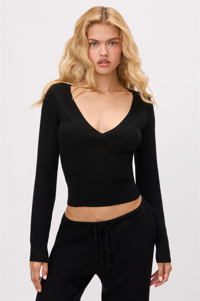 Dylan Cashmere Sweater in Black
