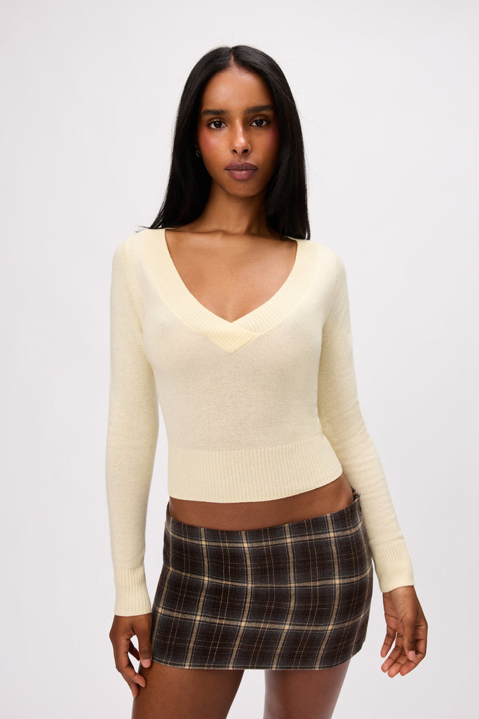 Dylan Cashmere Sweater in Honey Butter