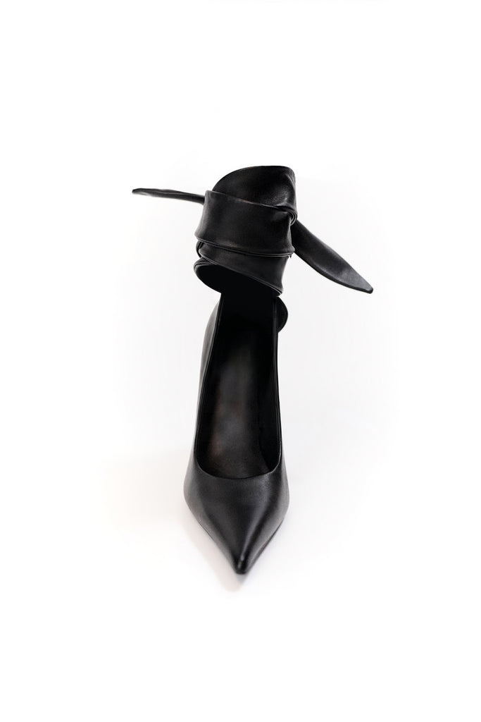 Juliet Pump in Black