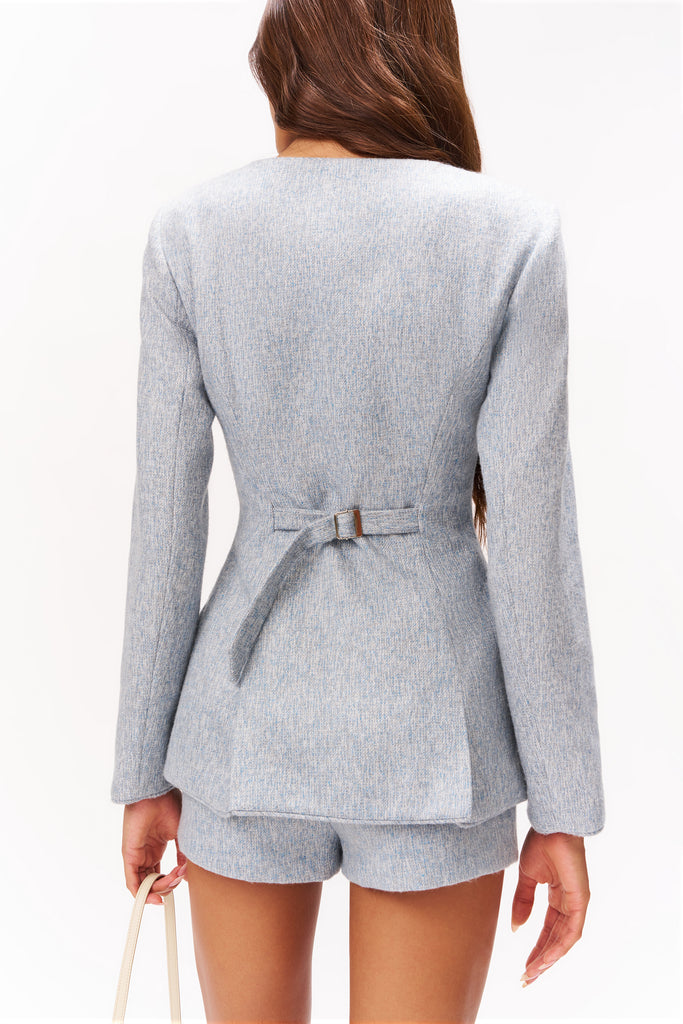 LIZZY BLAZER IN LIGHT BLUE