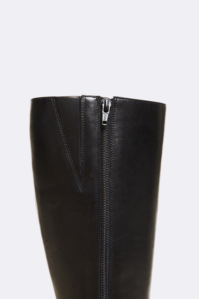 Billy Boot