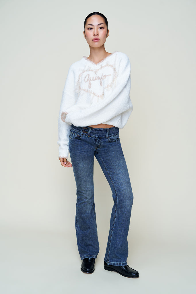 GUIZIO HEART WOOL SWEATER IN WHITE